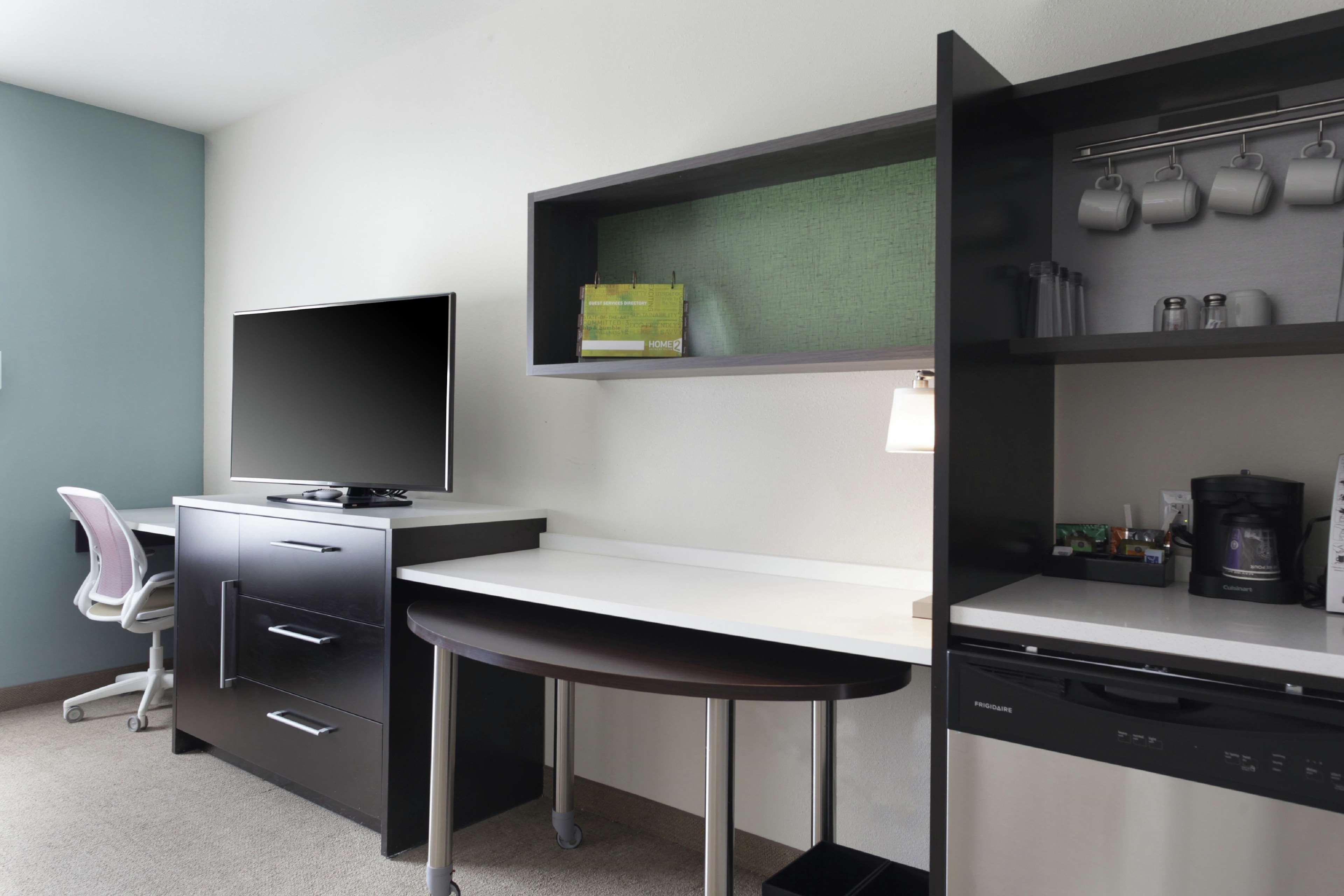 Home2 Suites By Hilton Louisville Airport Expo Center Exterior photo